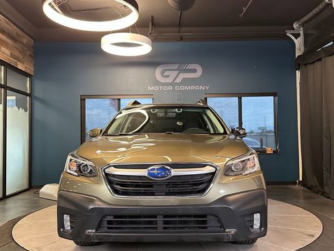 Used 2021 Subaru Outback Premium AWD/4WD image 8