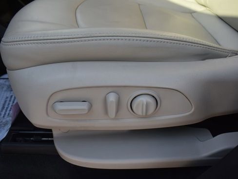 Used 2021 Buick Enclave Essence w/ Sound and Sites Package image 13