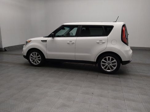 Used 2019 Kia Soul + FWD image 3