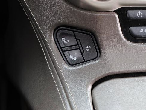 Used 2016 GMC Yukon Denali w/ Open Road Package image 23