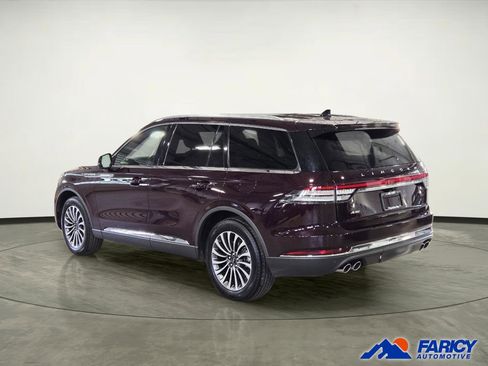 Used 2024 Lincoln Aviator Reserve w/ Elements Package Plus AWD/4WD image 3
