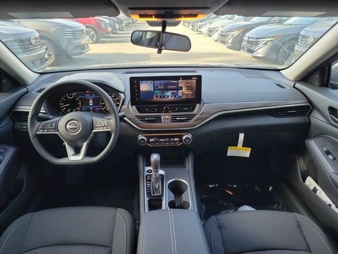 New 2026 Nissan Altima 2.5 SV w/ SV Special Edition Package FWD image 7