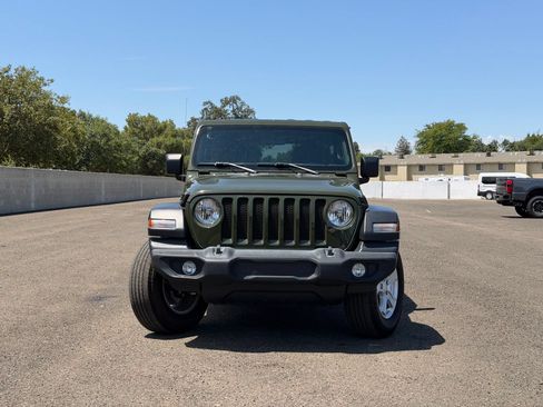 Used 2022 Jeep Wrangler Unlimited Sport AWD/4WD image 10