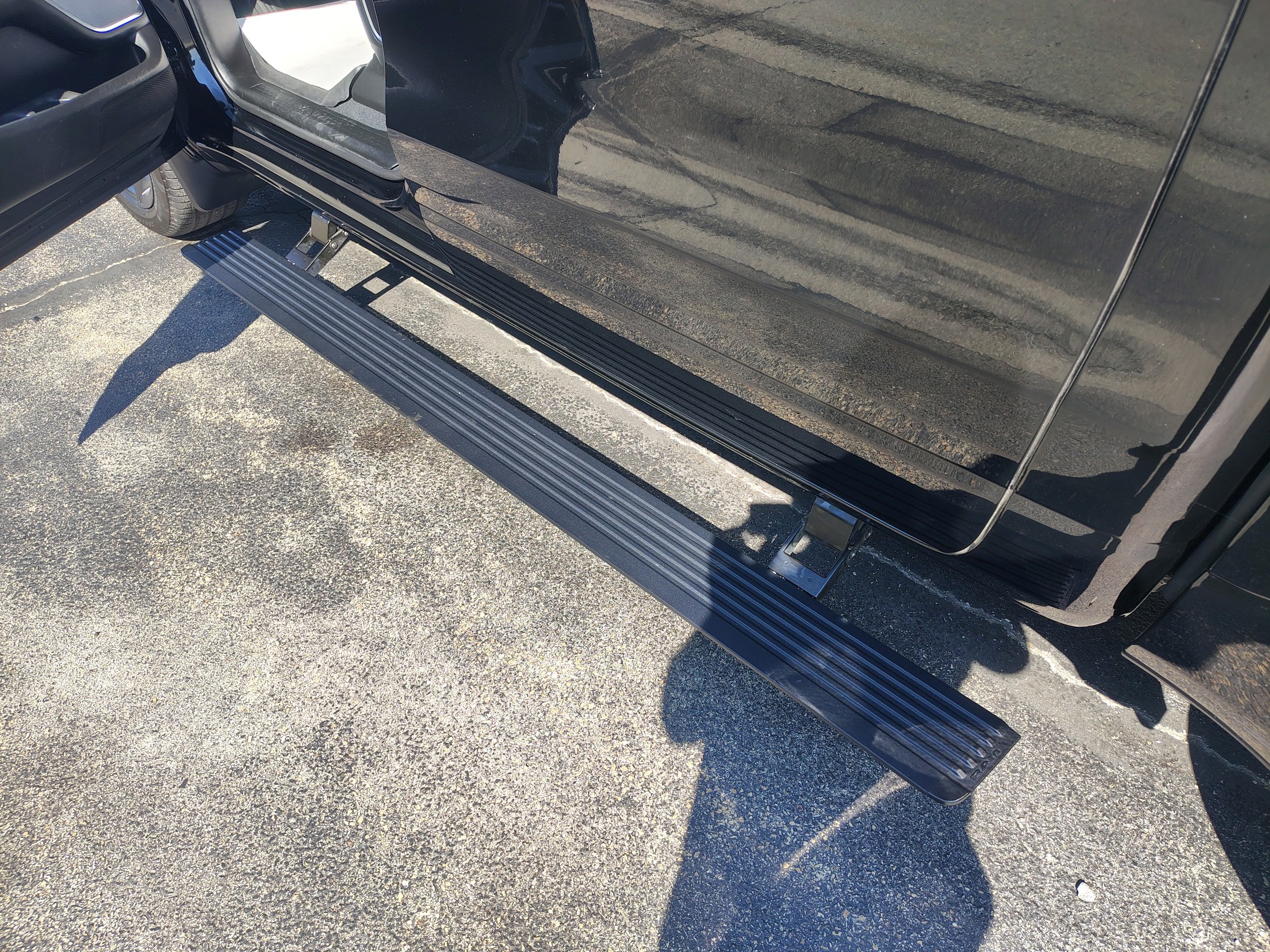 Used 2026 RAM 1500 Laramie w/ Night Edition AWD/4WD image 9