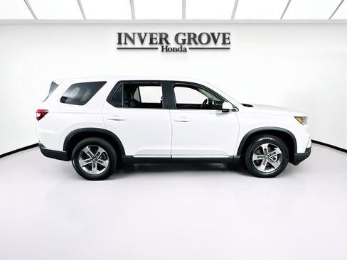 Certified 2025 Honda Pilot EX-L image 4