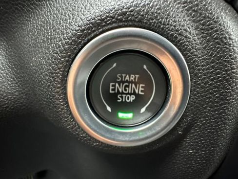 Used 2021 GMC Sierra 1500 Elevation image 35