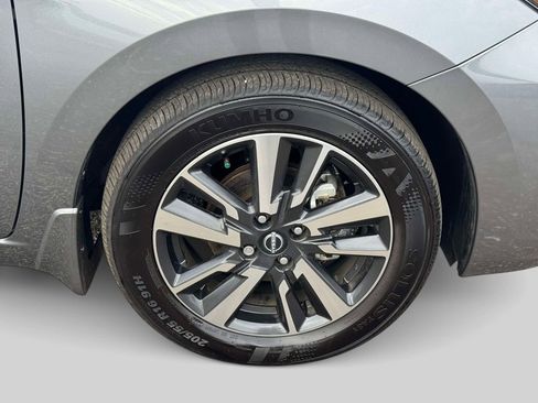 Certified 2025 Nissan Versa SV w/ Trunk Package FWD image 8