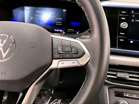 Used 2022 Volkswagen Taos SE image 22