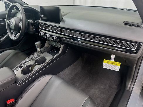 Certified 2025 Honda Civic Sport Touring image 27
