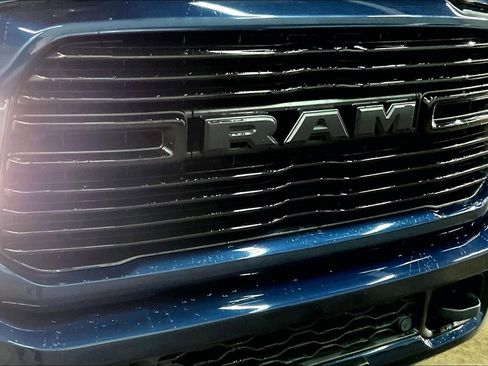 Used 2020 RAM 2500 Laramie w/ Night Edition image 32