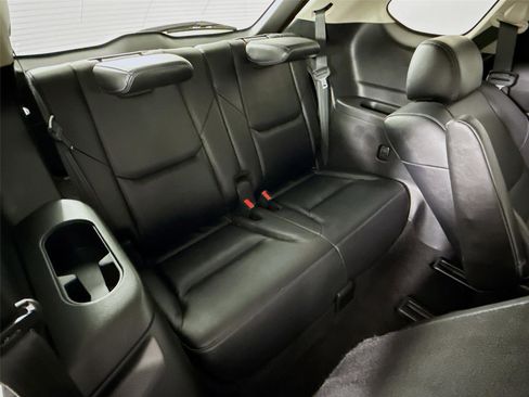 Used 2023 MAZDA CX-9 Touring image 27