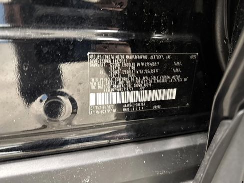 Used 2024 Toyota RAV4 LE image 33