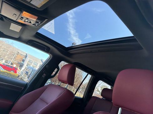 Used 2023 Lexus GX 460 Premium w/ Premium Plus Package image 24