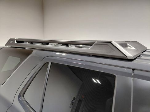 Used 2025 Toyota 4Runner Trailhunter image 28