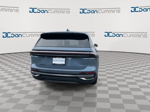 New 2025 Lincoln Nautilus Premier w/ Equipment Group 102A AWD/4WD image 7