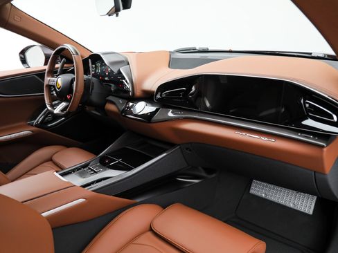 Certified 2024 Ferrari Purosangue AWD/4WD image 26