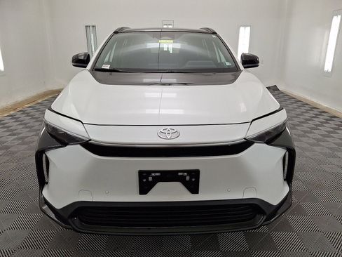 Certified 2025 Toyota bZ4X AWD w/ Weather Package image 21