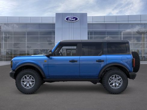 New 2025 Ford Bronco Badlands AWD/4WD image 3