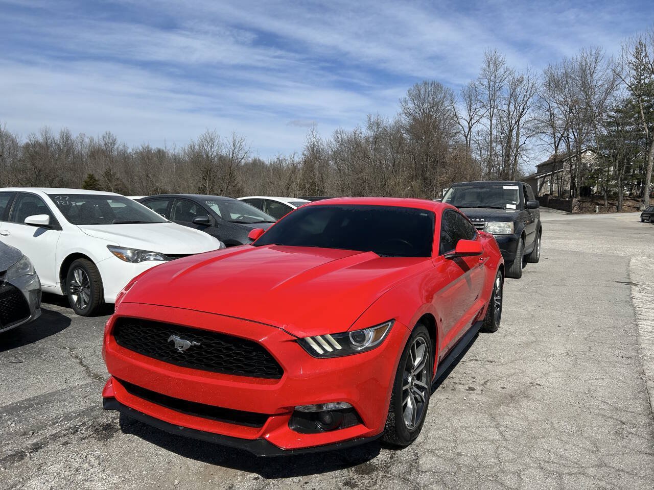 Used 2017 Ford Mustang Coupe RWD image 2