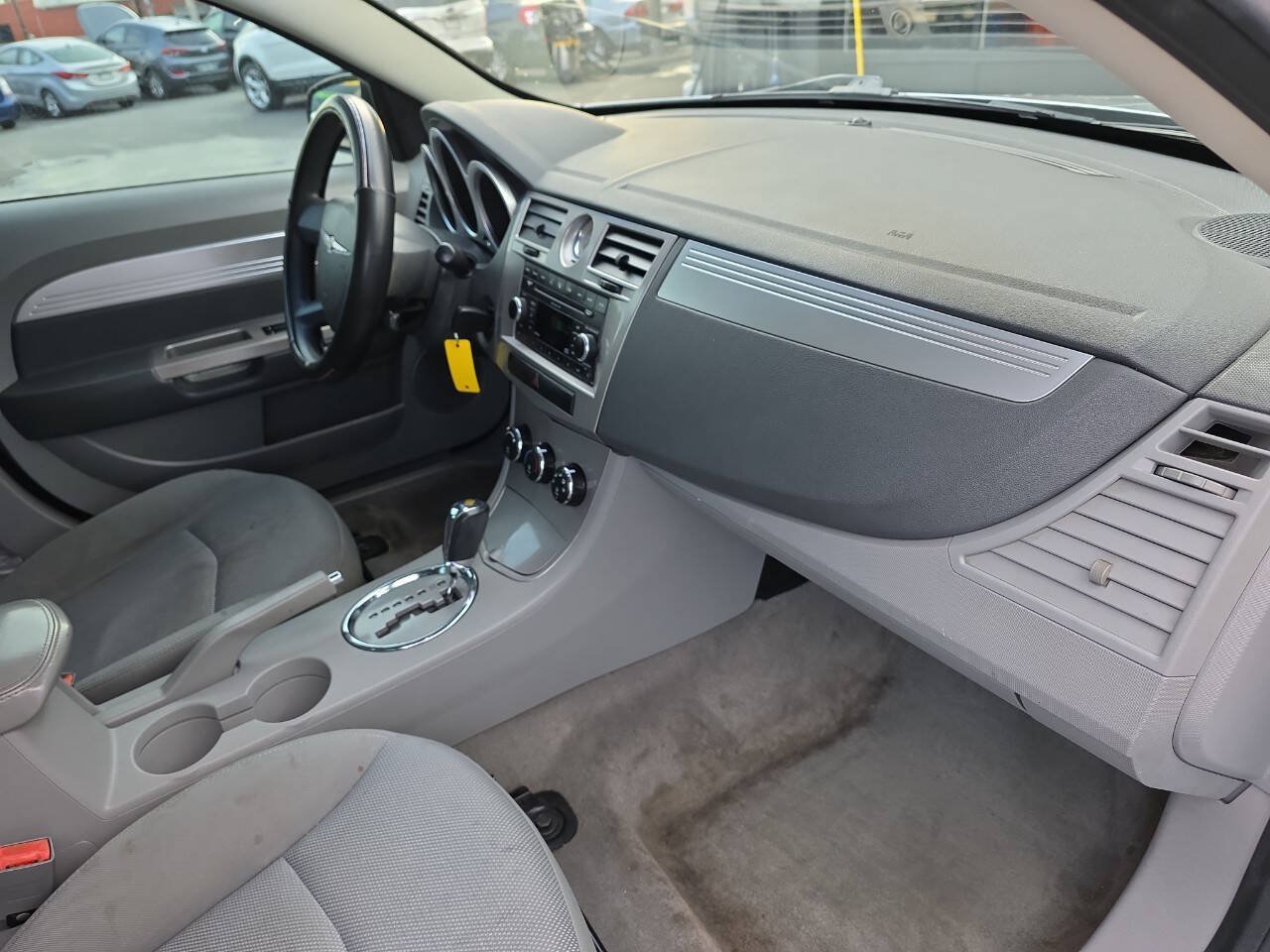 Used 2008 Chrysler Sebring Touring FWD image 13