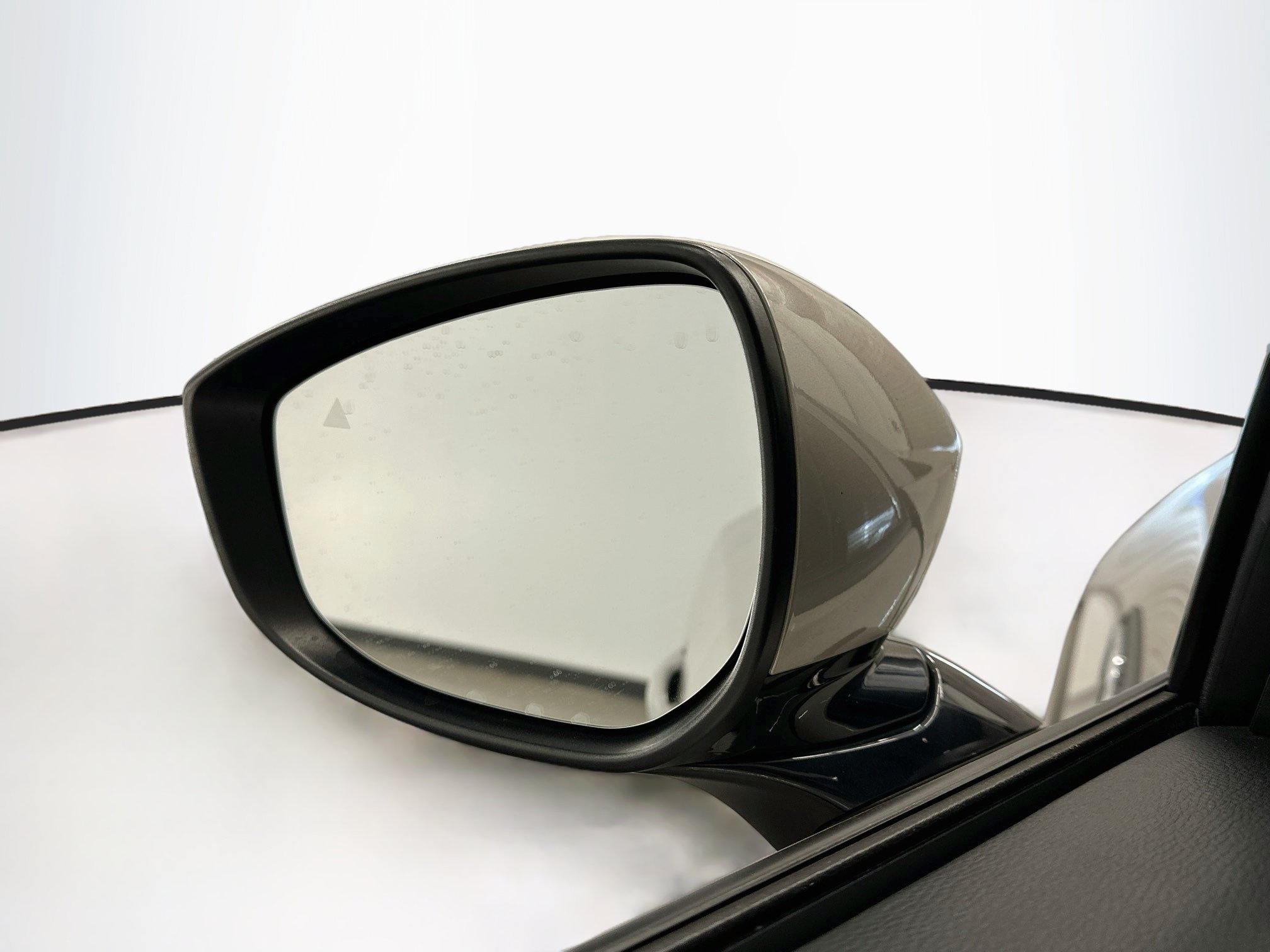 Used 2024 MAZDA CX-90 Plug-In Hybrid w/ Premium Pkg AWD/4WD image 16