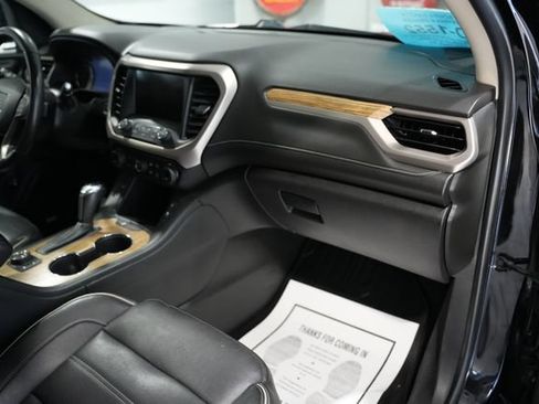 Used 2017 GMC Acadia Denali w/ Technology Package AWD/4WD image 18