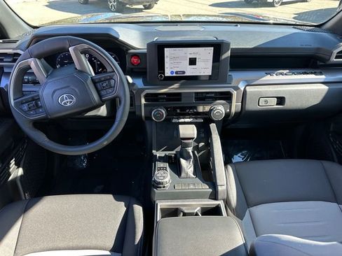 Used 2026 Toyota Tacoma TRD Off-Road AWD/4WD image 19
