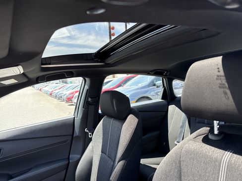Used 2025 Honda Accord Sport image 28