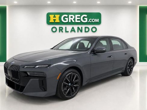 Used 2026 BMW 740i w/ Premium Package RWD image 4