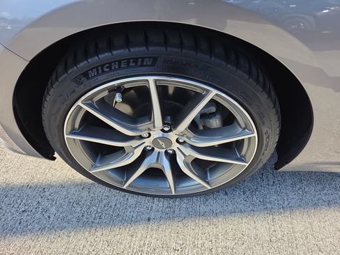 Used 2023 Genesis G70 2.0T RWD image 10