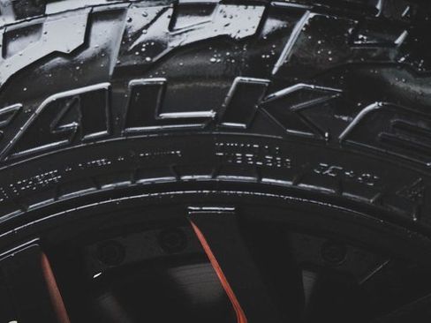 Used 2016 Chevrolet Tahoe LTZ image 11