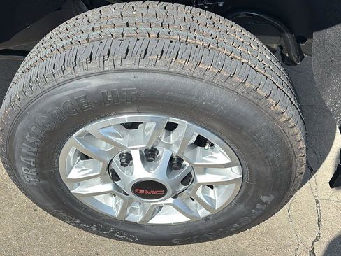 New 2026 GMC Sierra 2500 Pro image 10