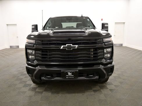 Used 2025 Chevrolet Silverado 2500 Custom w/ Snow Plow Prep/Camper Package AWD/4WD image 11