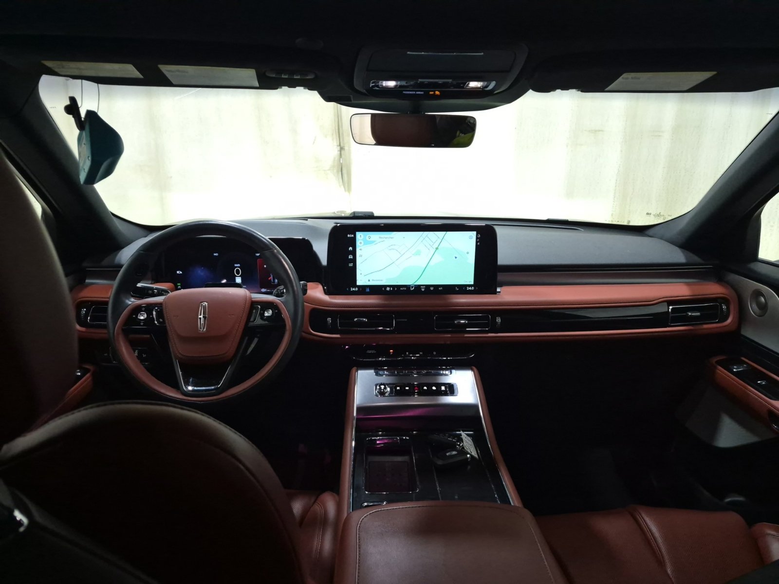 Used 2025 Lincoln Aviator Reserve w/ Equipment Group 201A AWD/4WD image 9