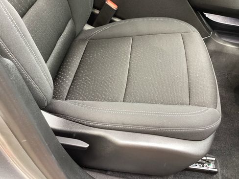 Used 2025 Chevrolet Equinox EV LT image 17