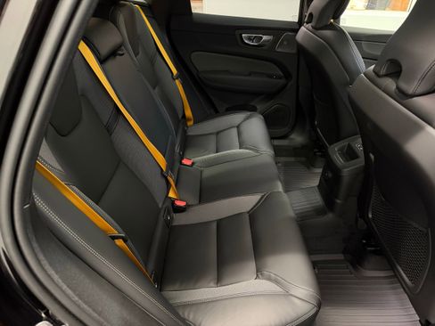 New 2026 Volvo XC60 T8 Polestar image 40