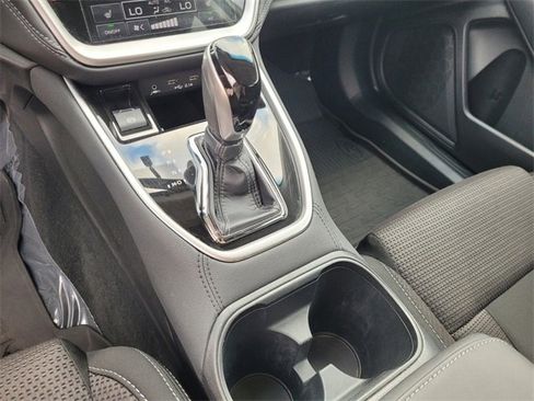 Used 2022 Subaru Outback Premium image 23