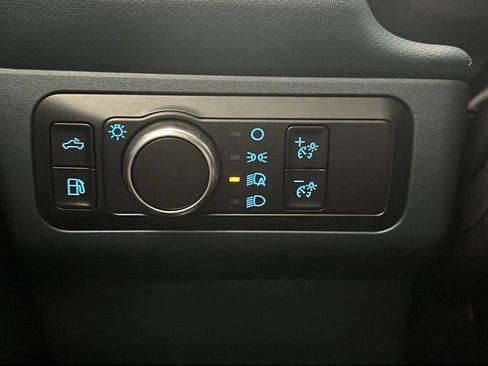 Used 2025 Ford Maverick Lariat image 41