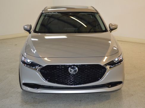 Used 2024 MAZDA MAZDA3 s FWD image 8
