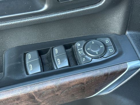 Used 2022 GMC Sierra 2500 Denali image 12