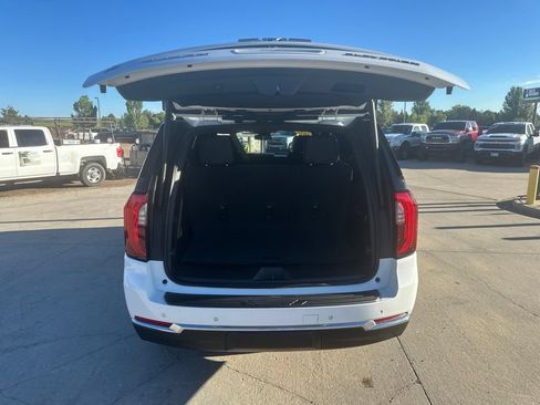 Used 2025 GMC Yukon Elevation AWD/4WD image 20