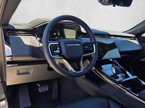 New 2026 Land Rover Range Rover Sport SE AWD/4WD image 3
