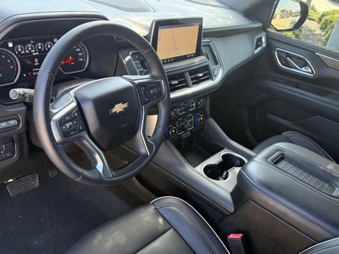 Used 2021 Chevrolet Tahoe Premier w/ Premium Package AWD/4WD image 10