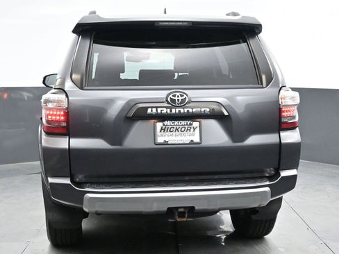 Used 2021 Toyota 4Runner TRD Off-Road Premium w/ Moonroof Package AWD/4WD image 6