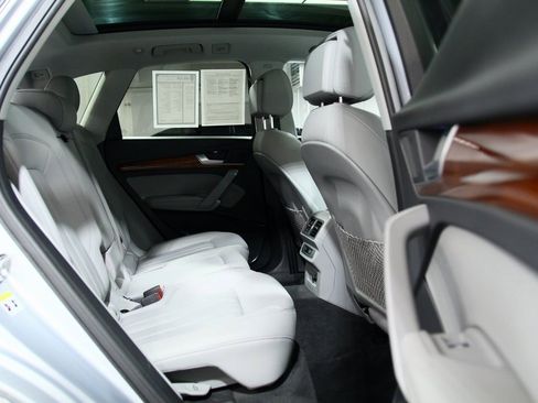 Used 2021 Audi Q5 2.0T Premium Plus w/ Premium Plus Package image 22