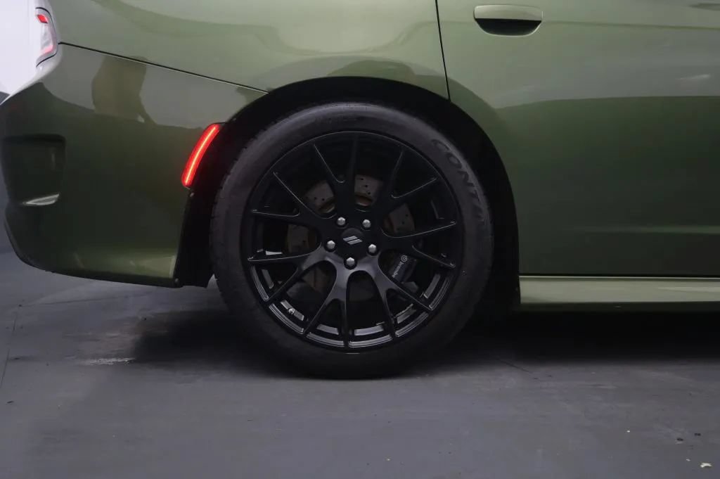 Used 2018 Dodge Charger R/T Scat Pack w/ Dynamics Package RWD image 18