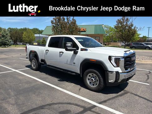 Used 2024 GMC Sierra 2500 Pro w/ Convenience Package AWD/4WD image 1