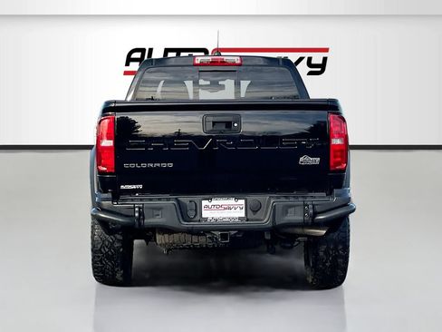 Used 2022 Chevrolet Colorado ZR2 w/ Colorado ZR2 Bison Edition AWD/4WD image 6