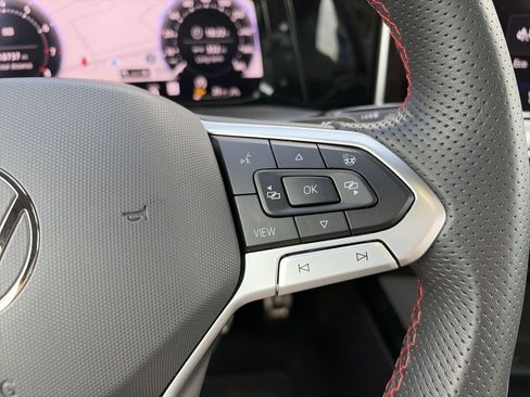 Used 2025 Volkswagen GTI Autobahn image 22