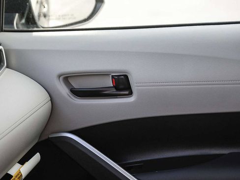 New 2026 Toyota Corolla Cross L image 23